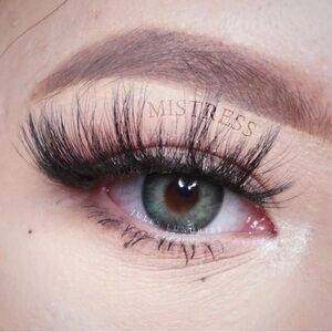 Mistress Lashes